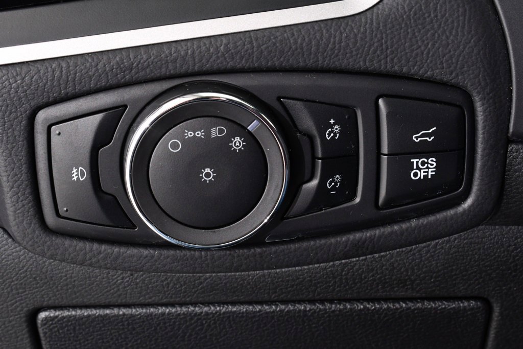 Used 2024 Ford Edge SEL w/ Convenience Package image 32