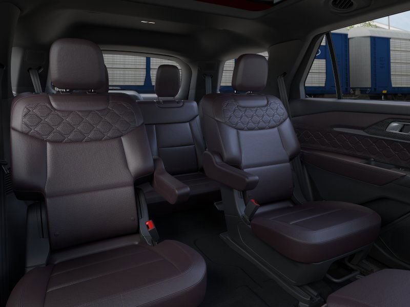 New 2026 Ford Explorer Platinum w/ LUX Leather Package AWD/4WD image 11