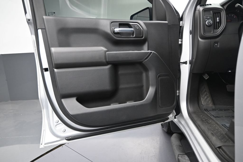 Used 2021 Chevrolet Silverado 1500 Custom RWD image 11