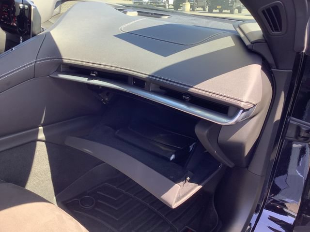 Used 2021 Chevrolet Corvette Stingray Preferred Cpe w/ Z51 Performance Package RWD image 32