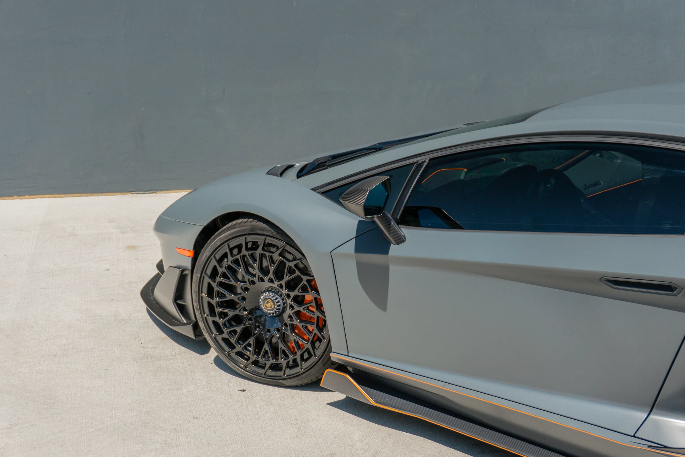 Used 2019 Lamborghini Aventador SVJ AWD/4WD image 51