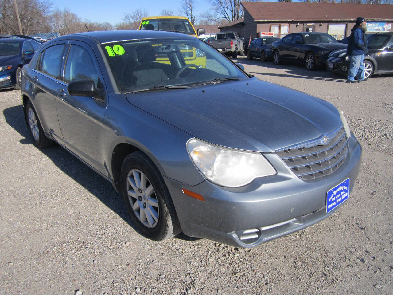Used 2010 Chrysler Sebring Touring image 3