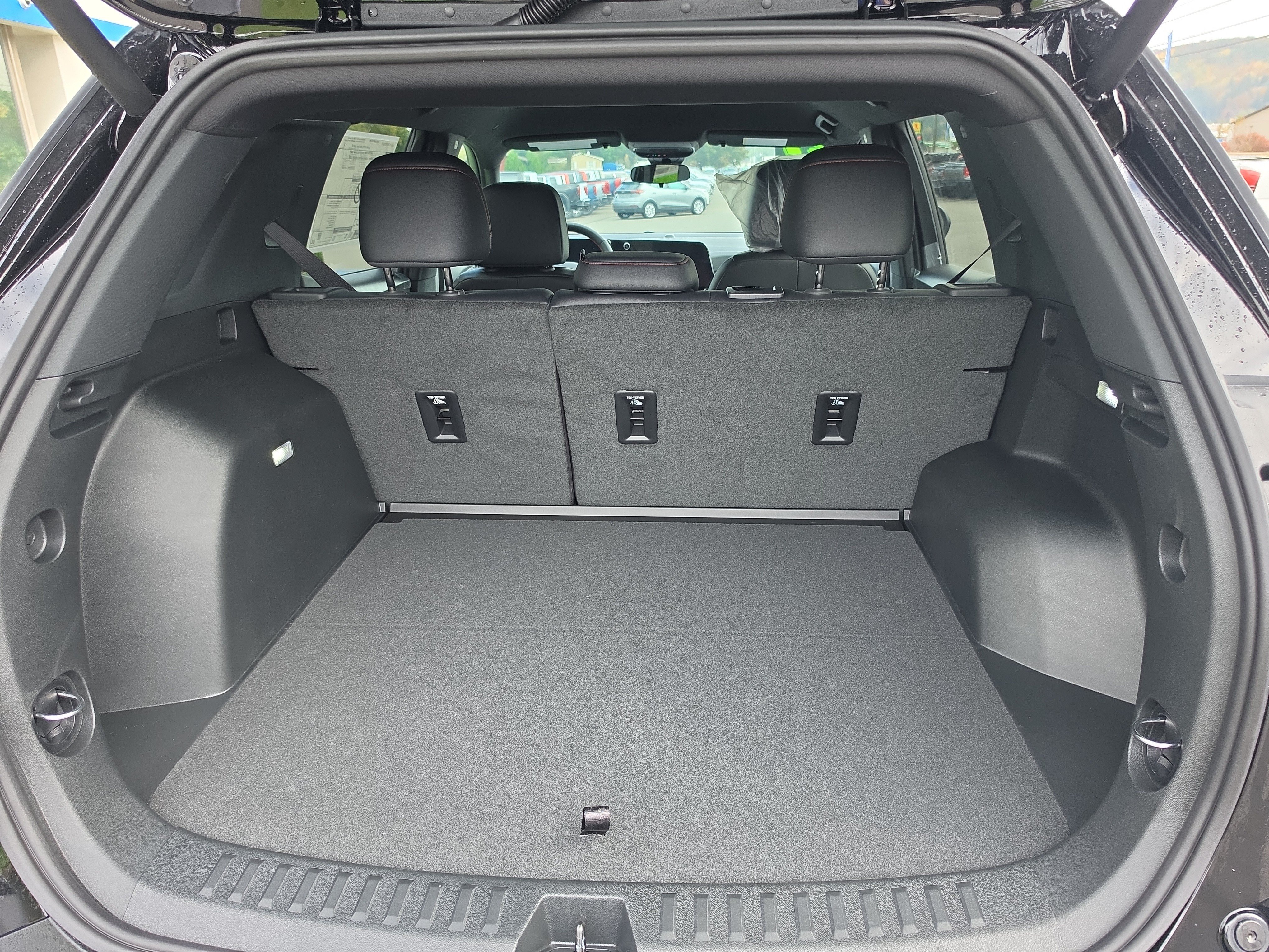 New 2027 Chevrolet Equinox RS AWD/4WD image 5