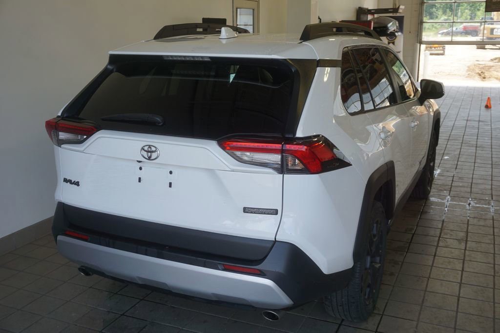 Used 2024 Toyota RAV4 Adventure AWD/4WD image 13