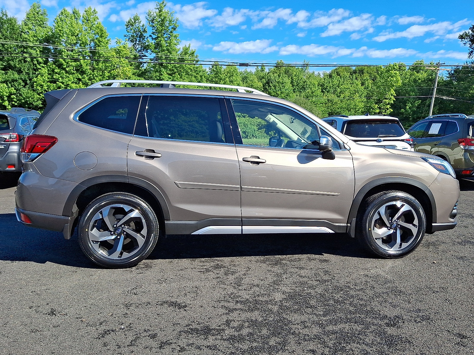 Certified 2023 Subaru Forester Touring AWD/4WD image 7