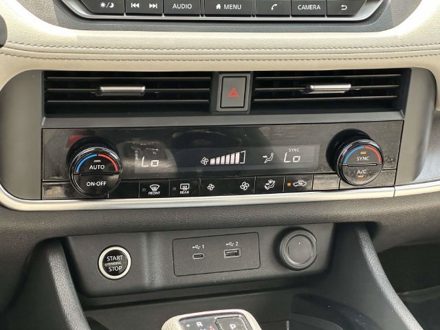 Used 2023 Nissan Rogue SV AWD/4WD image 20