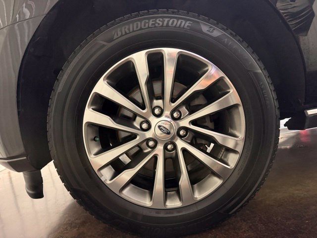 Used 2018 Ford Expedition Limited AWD/4WD image 10