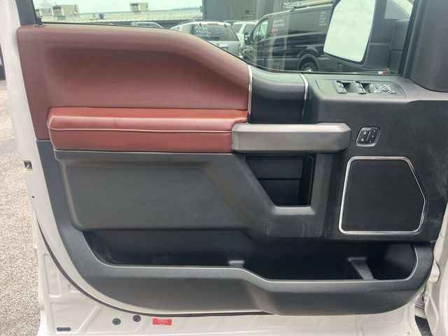 Used 2018 Ford F150 Platinum w/ Equipment Group 701A Luxury RWD image 17