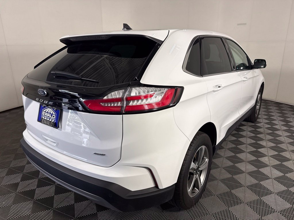 Used 2024 Ford Edge SEL w/ Convenience Package AWD/4WD image 12