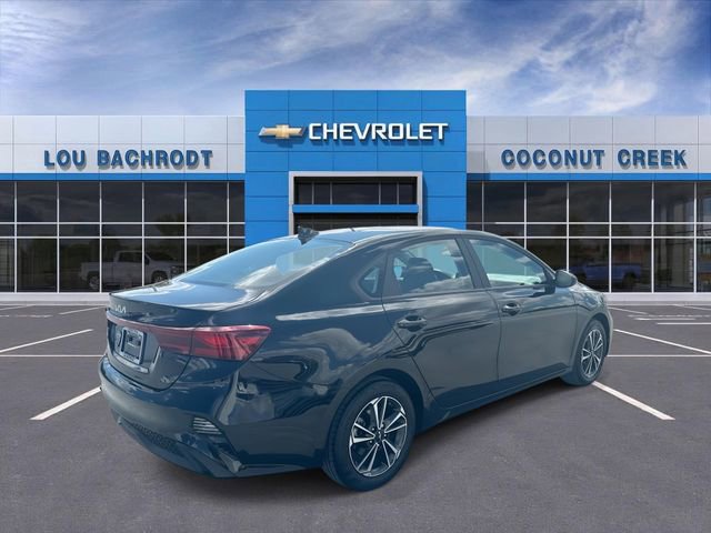 Used 2024 Kia Forte LXS image 8