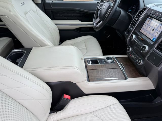 Used 2019 Ford Expedition Platinum image 25
