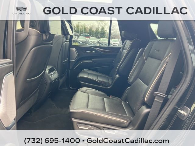 Used 2021 Cadillac Escalade Premium Luxury w/ Driver Assist Tech Package image 19