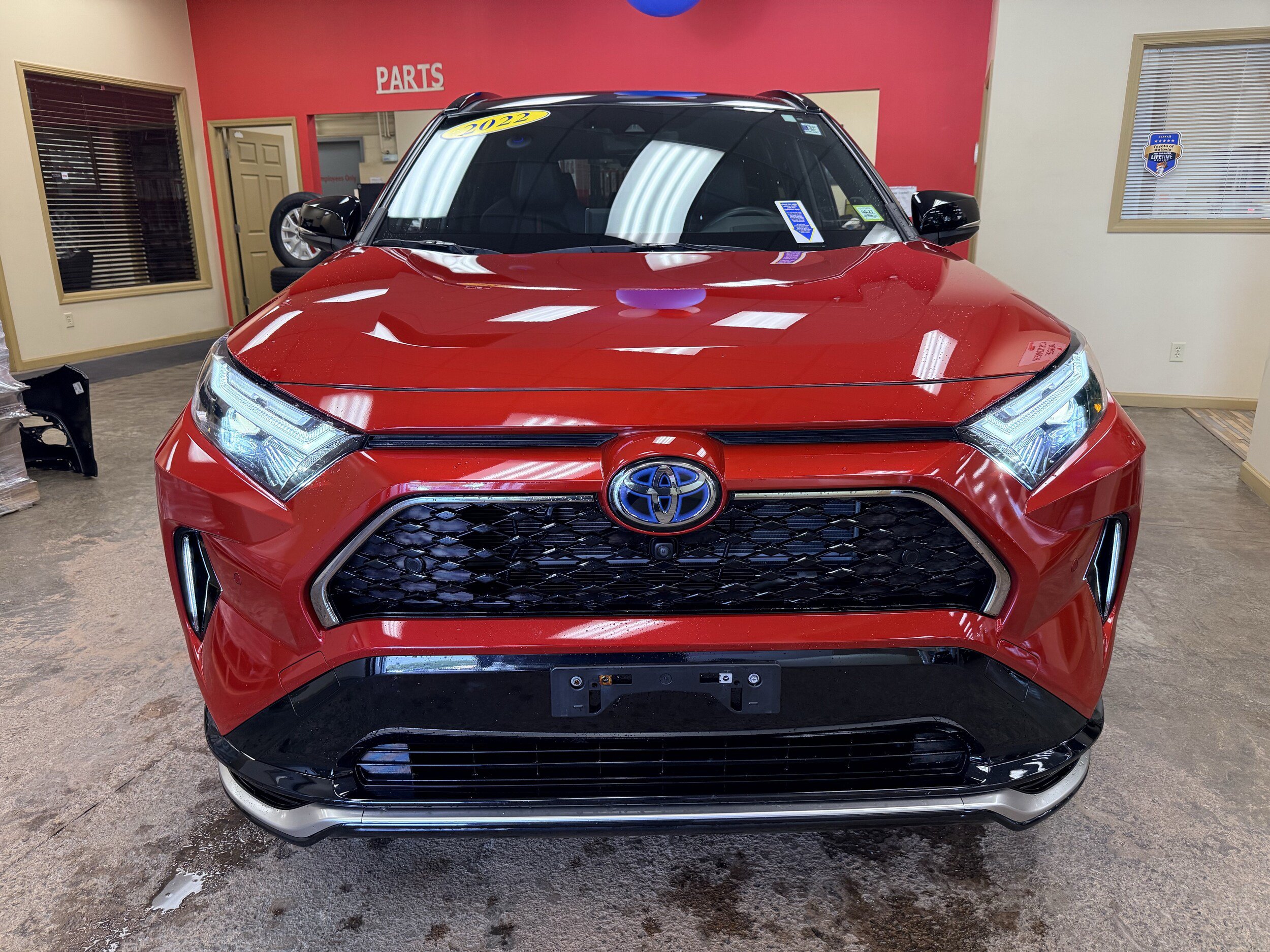 Used 2022 Toyota RAV4 XSE w/ Premium Package AWD/4WD video 2