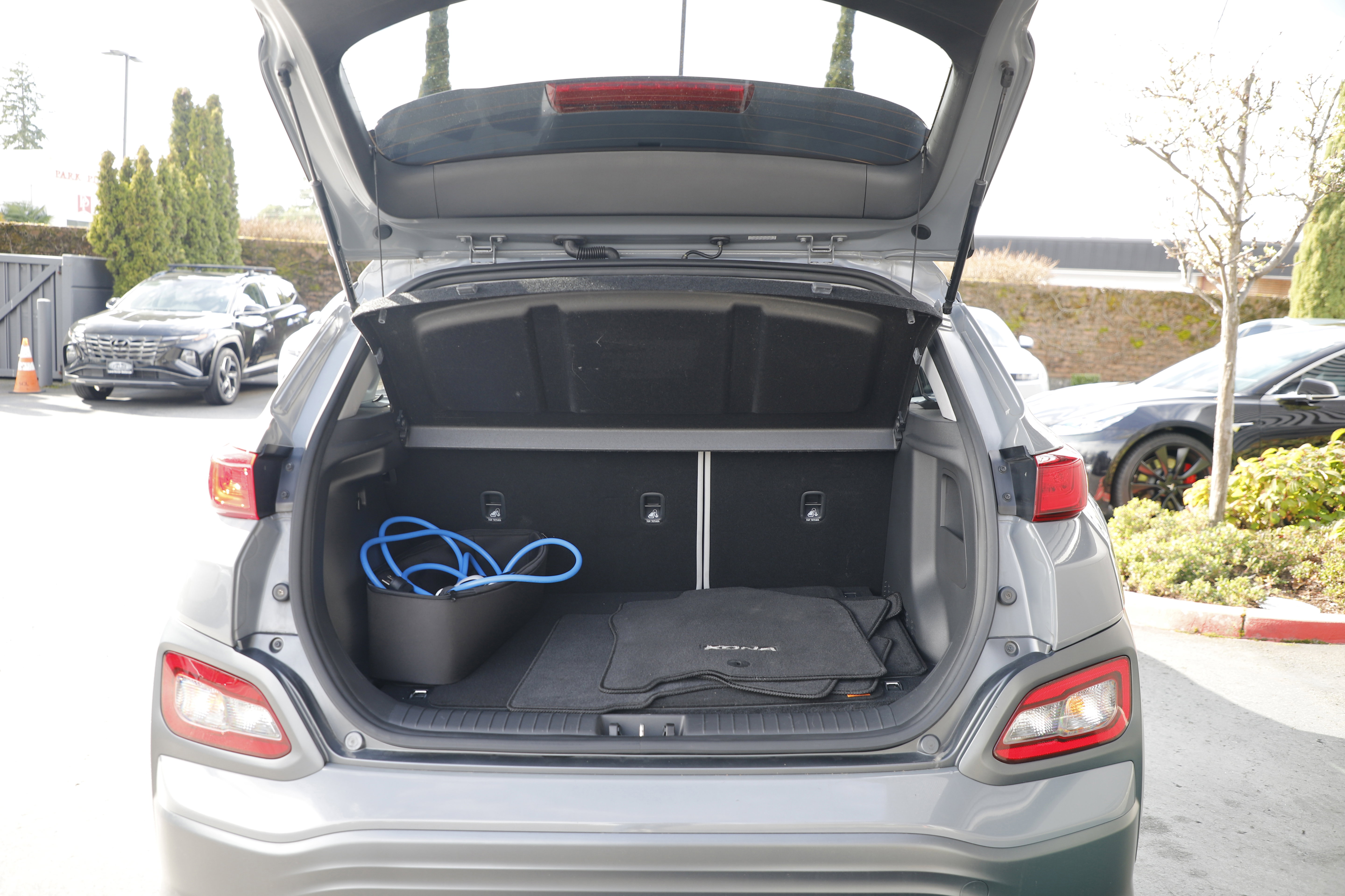 Used 2021 Hyundai Kona Limited image 11