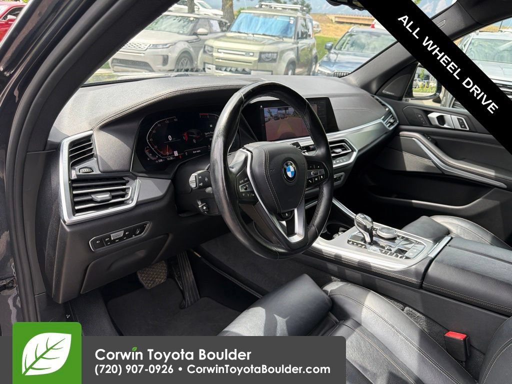 Used 2019 BMW X5 xDrive50i w/ Parking Assistance Package AWD/4WD image 25