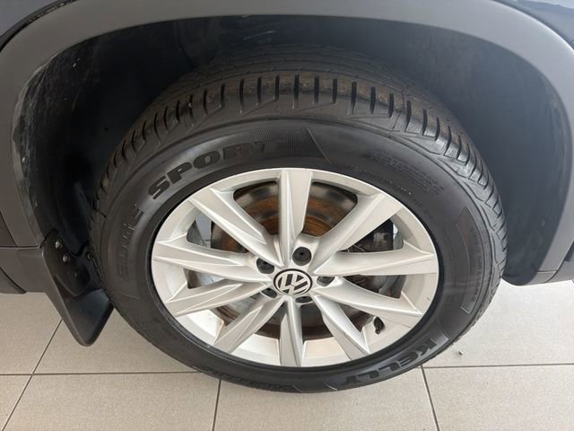 Used 2017 Volkswagen Tiguan Limited w/ Premium Package image 14
