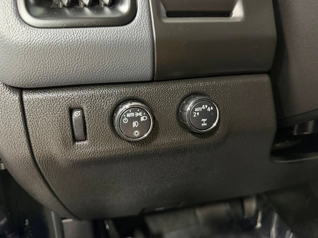 Used 2018 Chevrolet Colorado Z71 w/ Z71 Midnight Edition AWD/4WD image 15