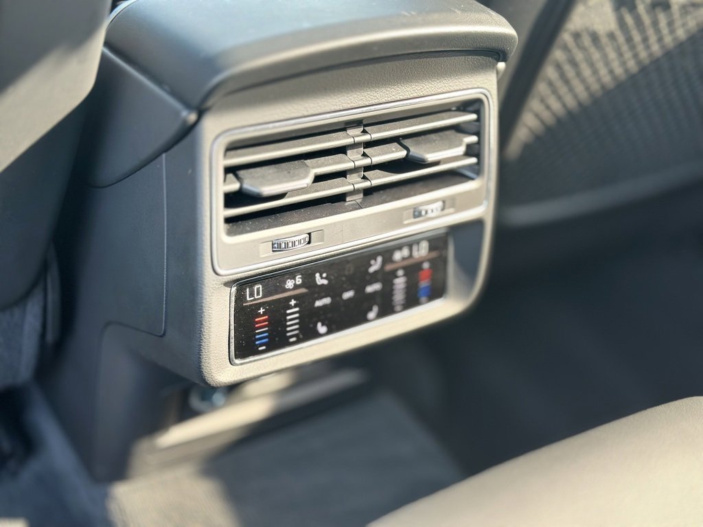 Used 2021 Audi Q7 3.0T Prestige w/ Prestige Package image 27