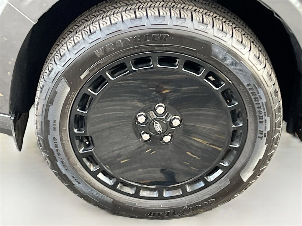 Used 2025 Ford Maverick Lobo image 32