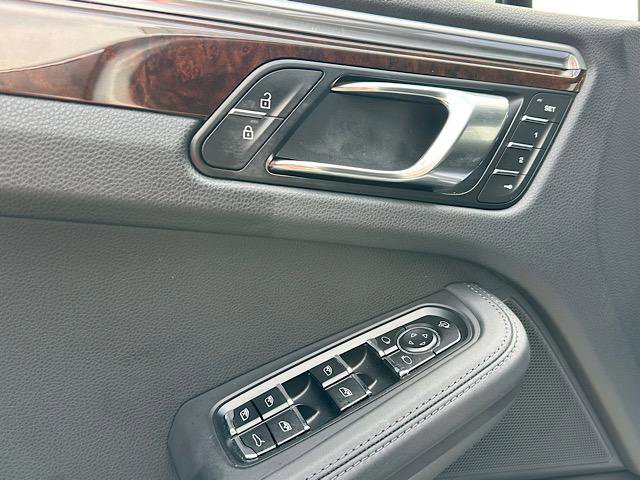 Used 2022 Porsche Macan S image 15