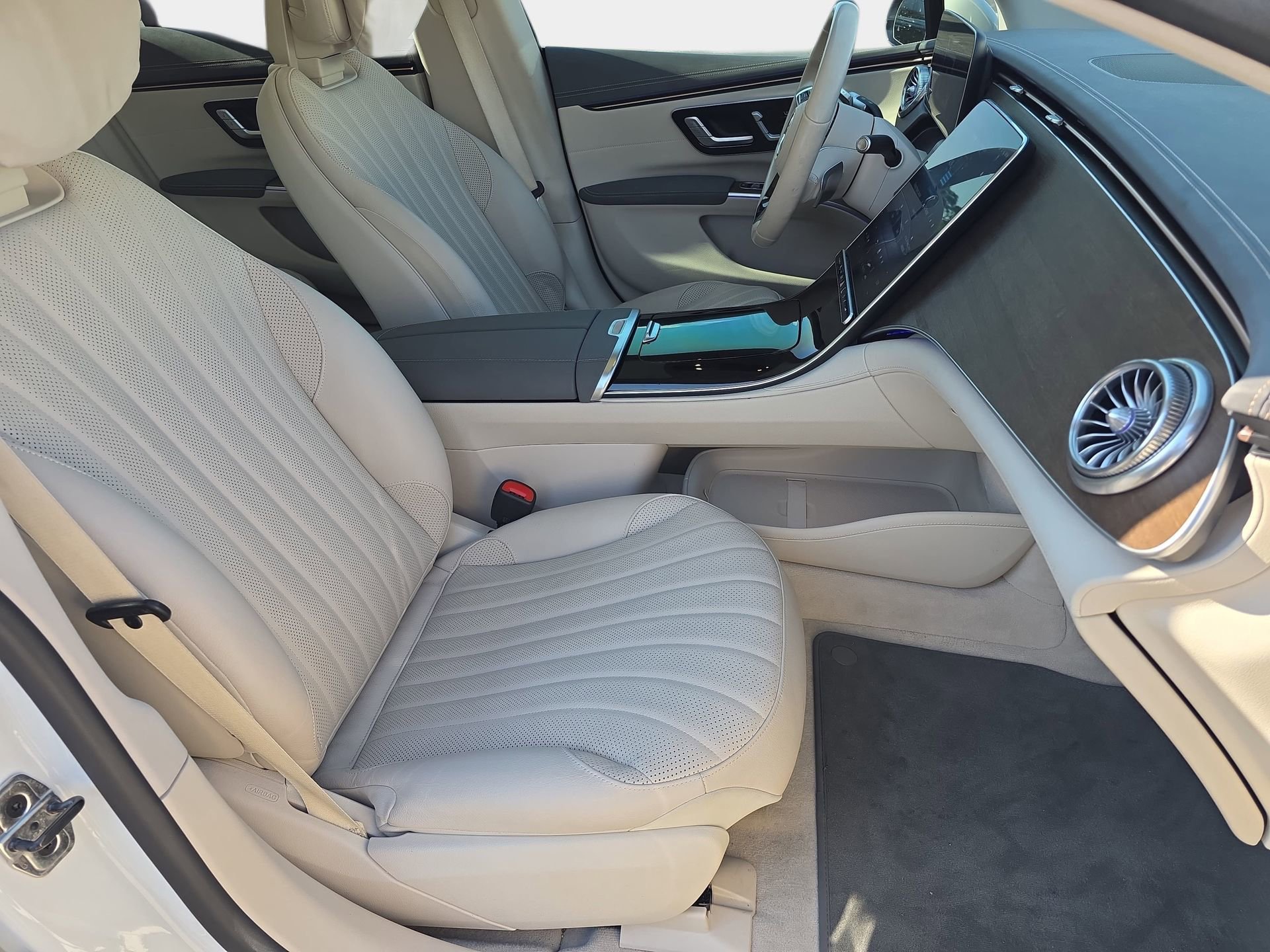 Used 2022 Mercedes-Benz EQS 450+ Sedan image 10
