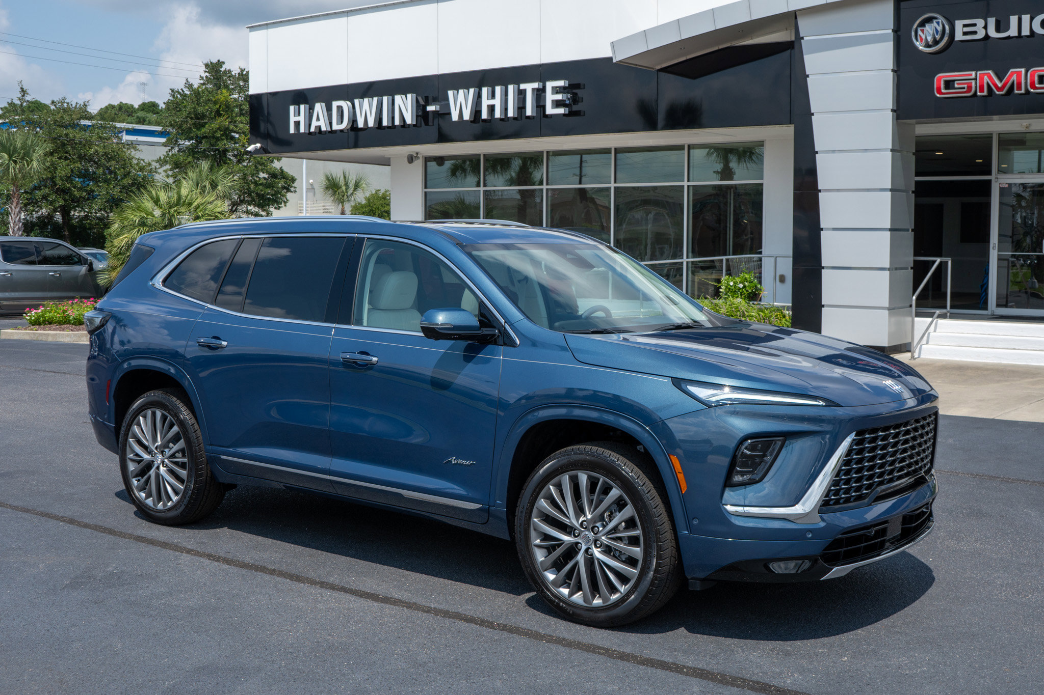 New 2026 Buick Enclave Avenir