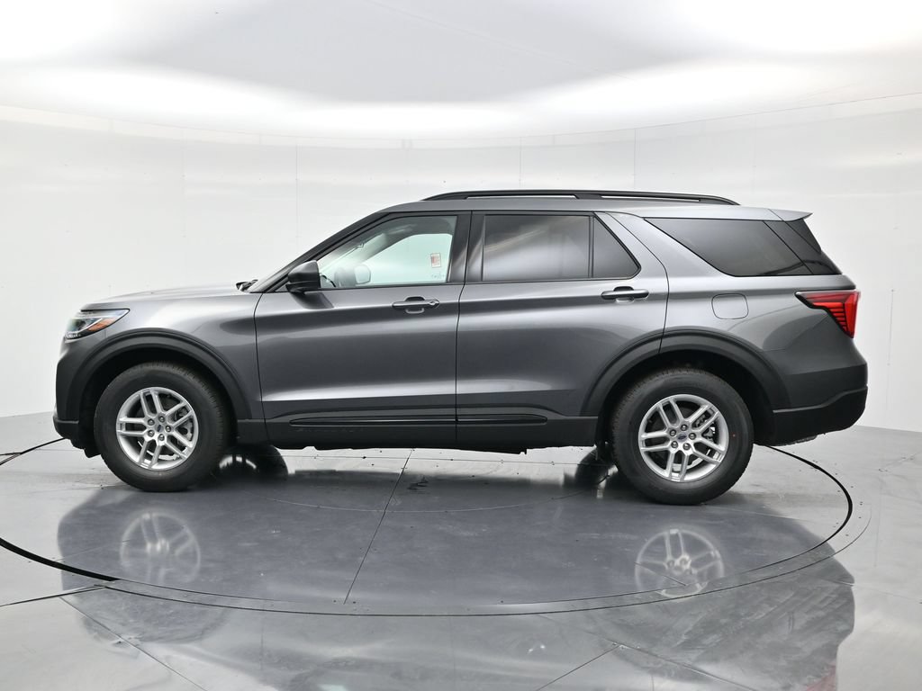 New 2026 Ford Explorer Active AWD/4WD image 8