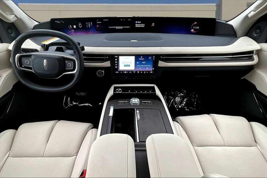 New 2027 Lincoln Navigator L Reserve w/ Jet Appearance Package AWD/4WD image 5