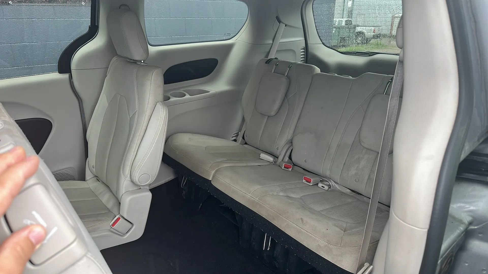 Used 2017 Chrysler Pacifica Touring image 7