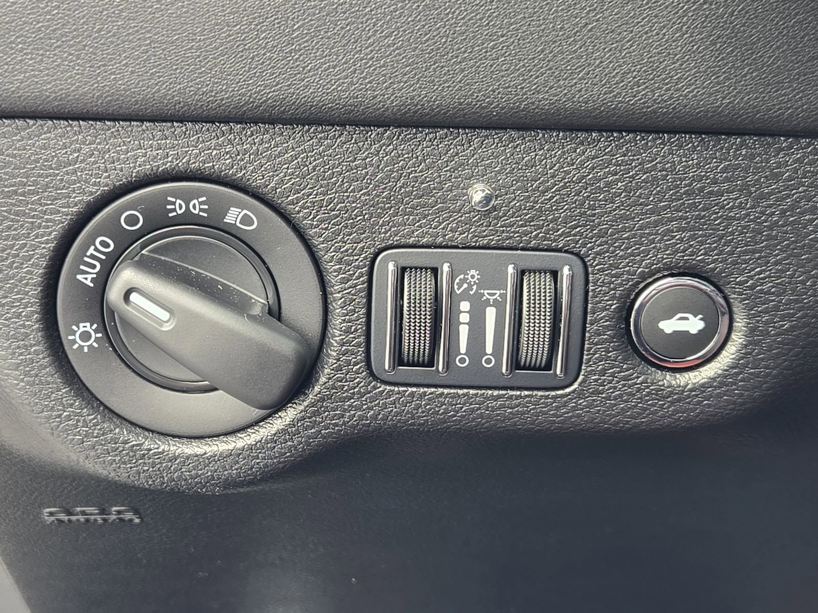 Used 2023 Dodge Charger SRT Hellcat w/ Harman/Kardon Audio Group image 19