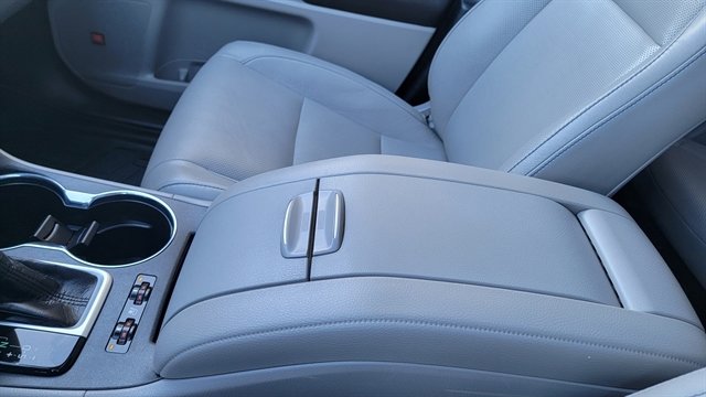 Used 2019 Toyota Highlander Limited AWD image 36
