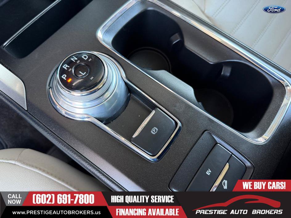 Used 2018 Ford Fusion Energi SE FWD image 35