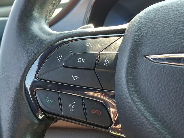 Used 2015 Chrysler 200 S w/ Navigation & Sound Group I AWD/4WD image 20