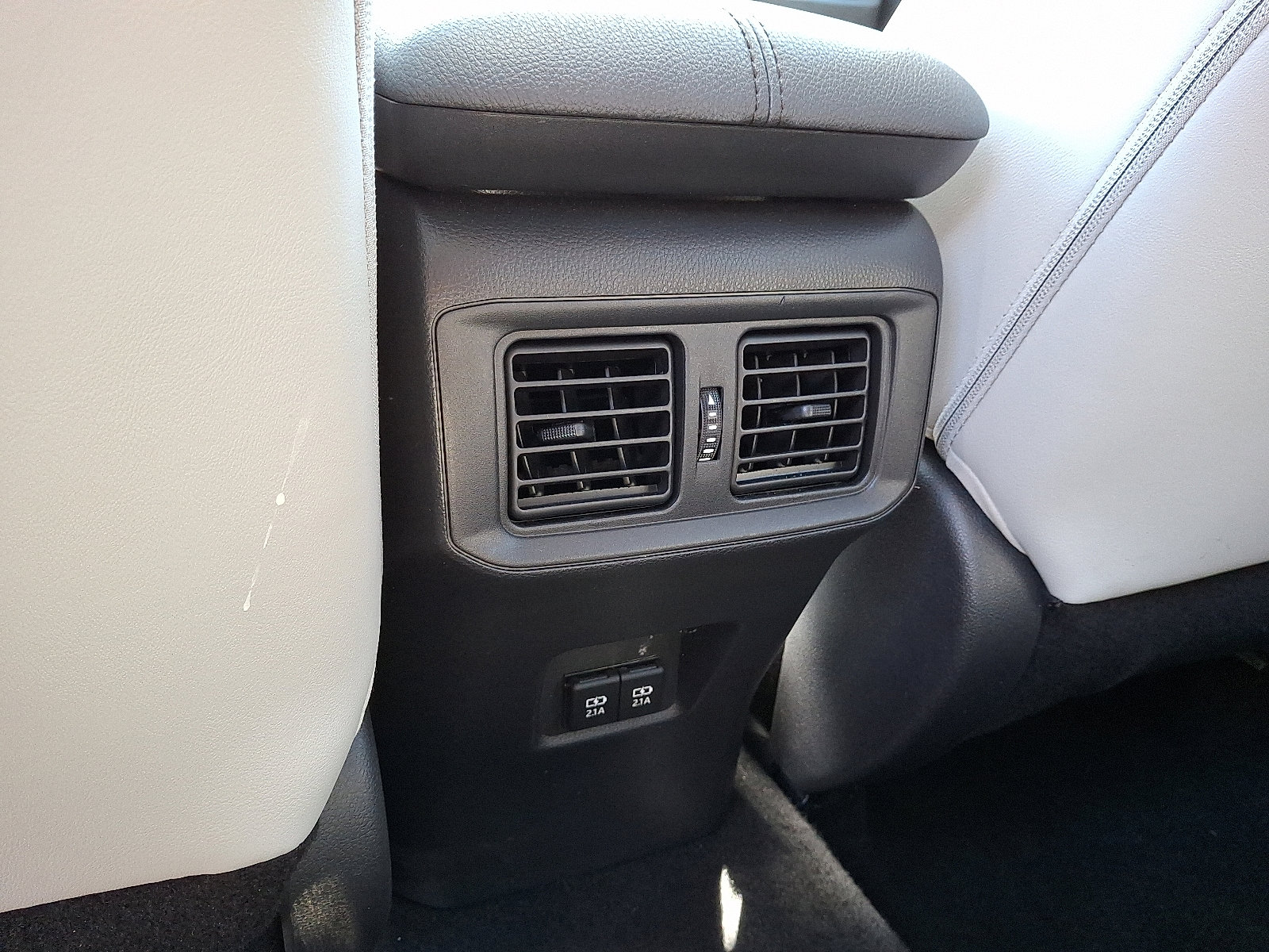 Certified 2021 Toyota RAV4 XLE Premium image 12