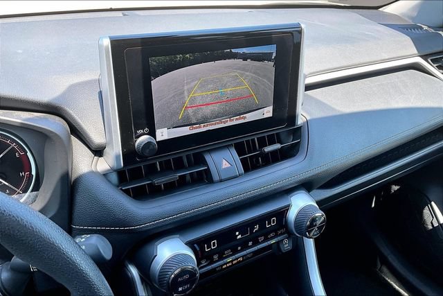 Used 2025 Toyota RAV4 XLE FWD image 13