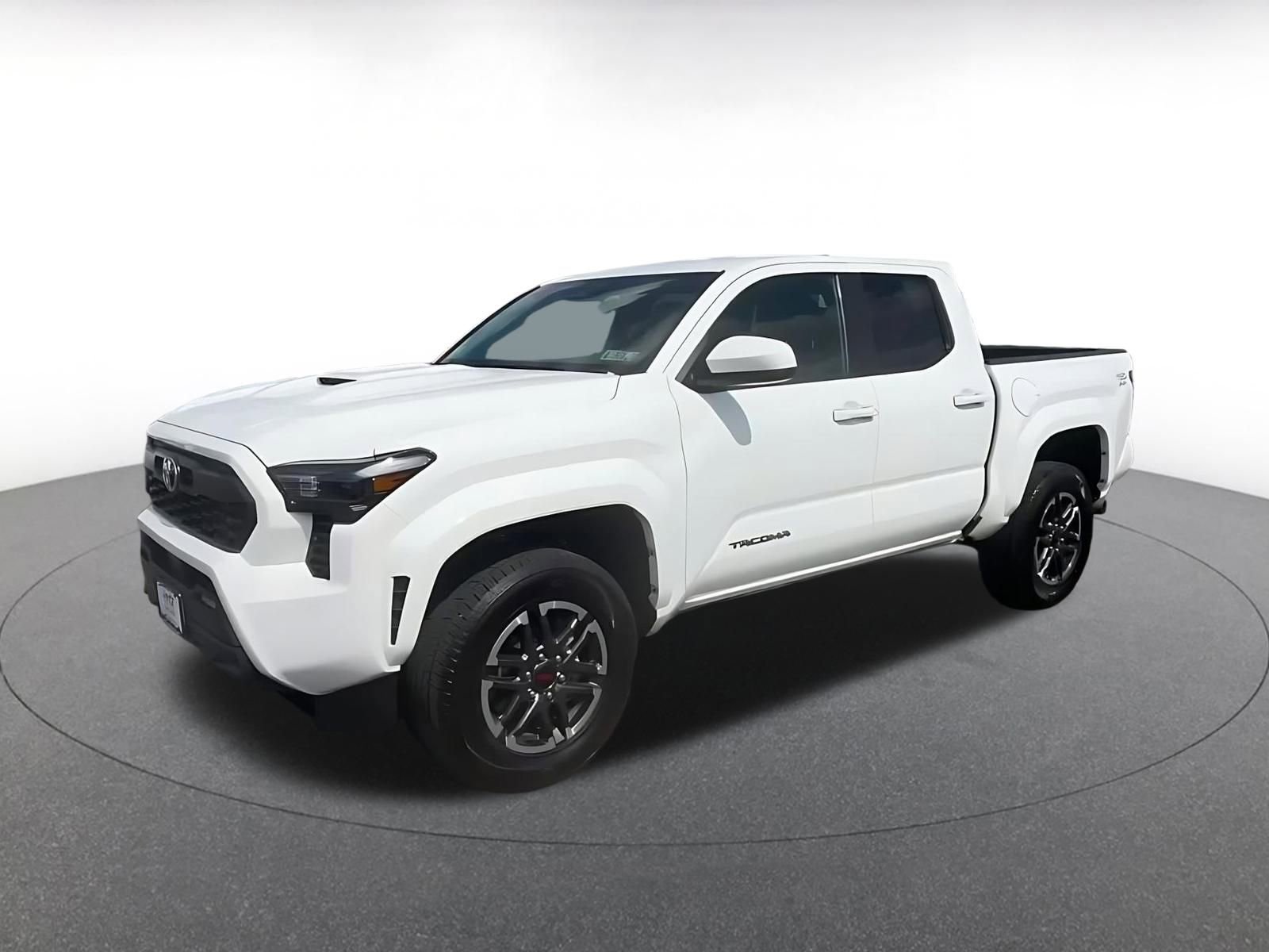 Used 2024 Toyota Tacoma TRD Sport RWD image 8