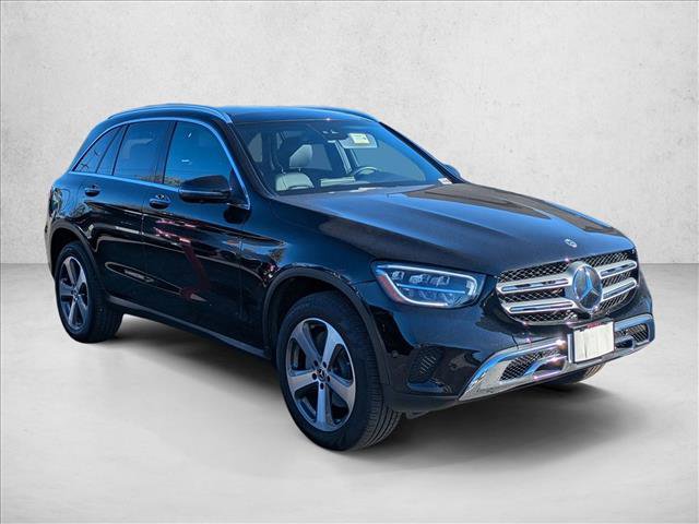 Used 2022 Mercedes-Benz GLC 300 4MATIC image 3