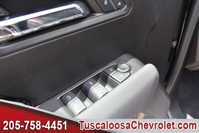 Used 2024 Chevrolet Colorado Z71 w/ Z71 Convenience Package 2 AWD/4WD image 17