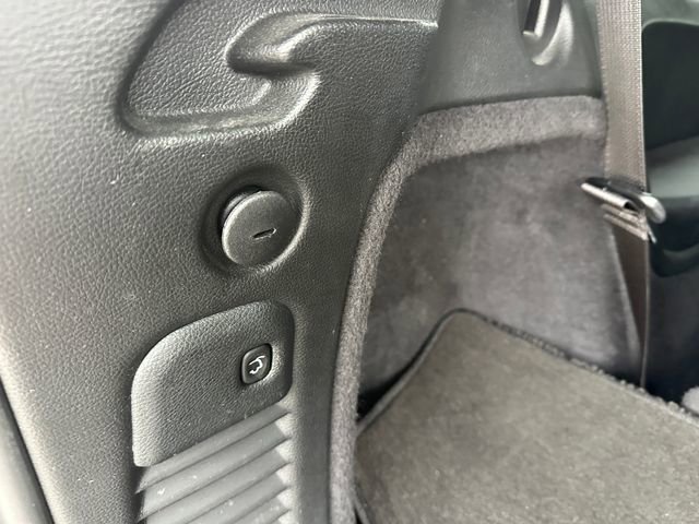 Used 2022 Dodge Durango R/T w/ Blacktop Package image 16