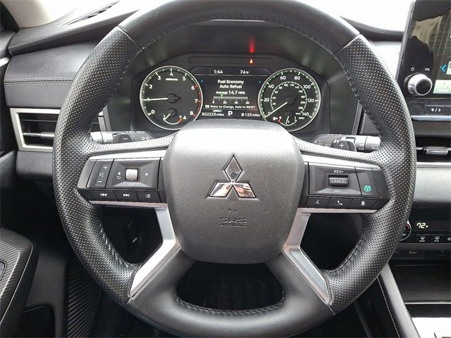 Used 2024 Mitsubishi Outlander SE Black Edition image 19
