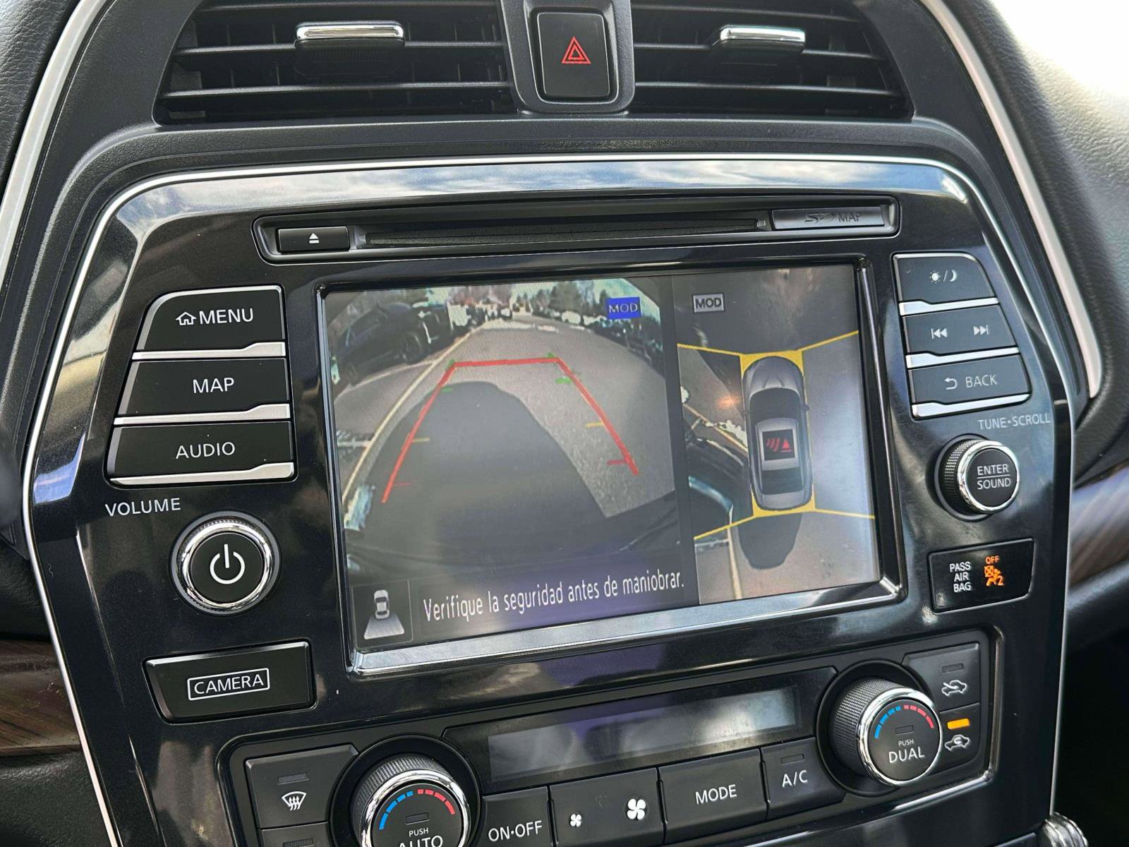 Used 2017 Nissan Maxima Platinum image 29