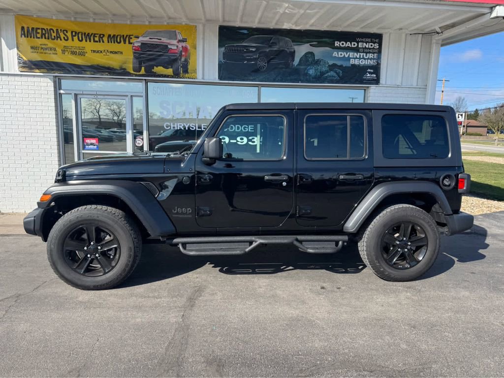 Used 2021 Jeep Wrangler Unlimited Sport AWD/4WD image 4