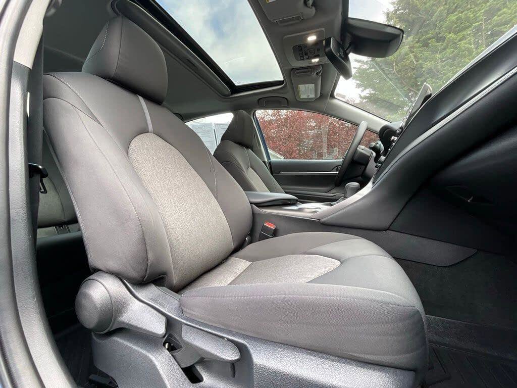 Used 2023 Toyota Camry LE w/ Convenience Package FWD image 12