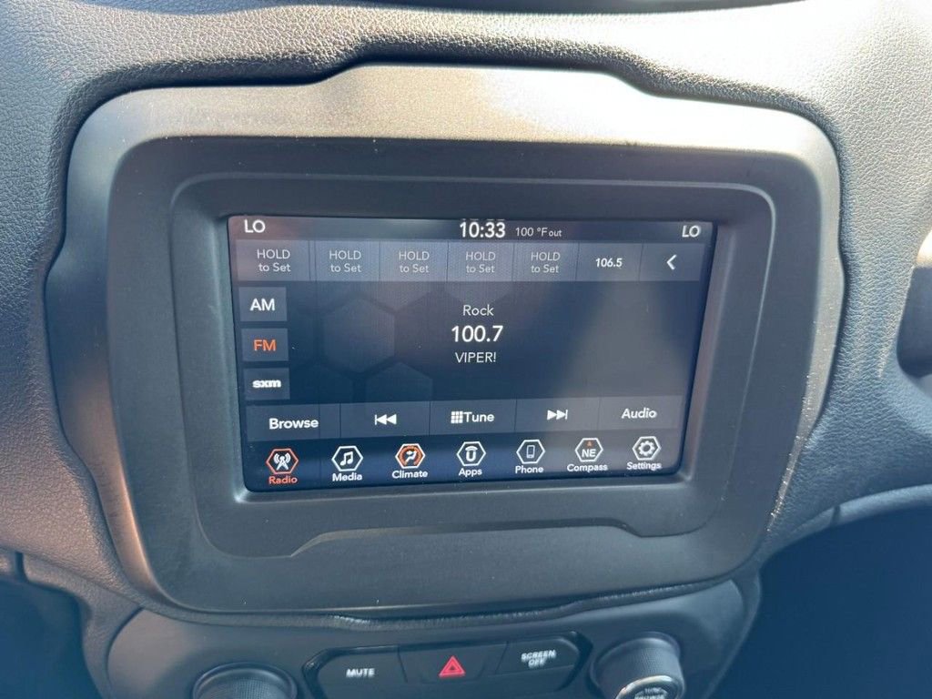 Used 2020 Jeep Renegade Latitude image 19