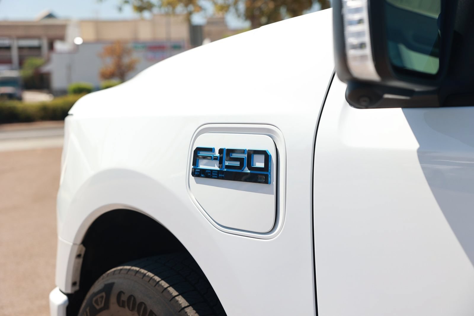 Used 2024 Ford F150 Lightning Flash AWD/4WD image 18