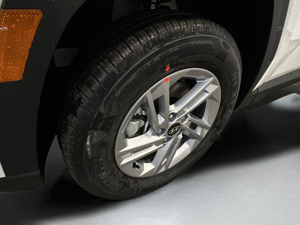 New 2026 Hyundai Tucson SE image 4