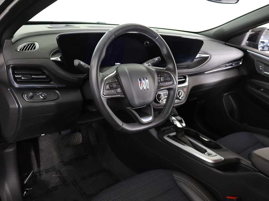Used 2024 Buick Envista Preferred w/ Convenience I Package FWD image 28