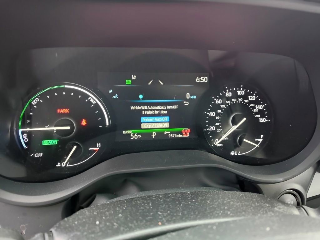 Used 2025 Toyota Sienna XLE w/ XLE Plus Package AWD/4WD image 9