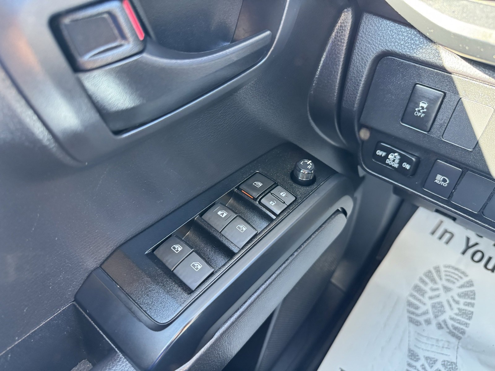 Used 2023 Toyota Tacoma SR image 22