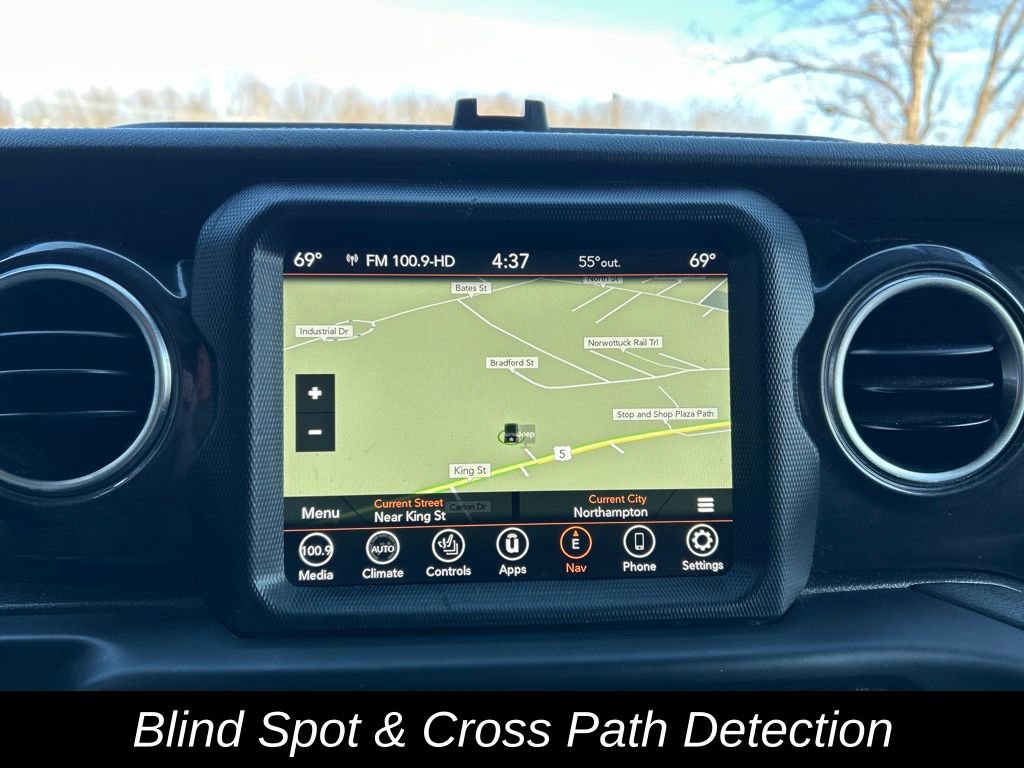 Used 2022 Jeep Wrangler Unlimited Sahara image 20